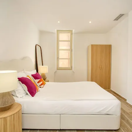 Elegant Apartment-ac-1br-2p- Center Daire