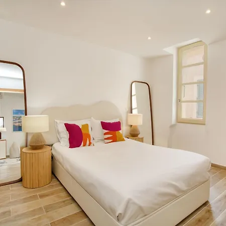 Elegant Apartment-ac-1br-2p- Center Lägenhet